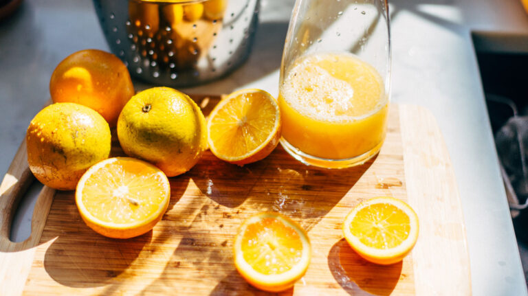 Can we drink orange juice in the morning?